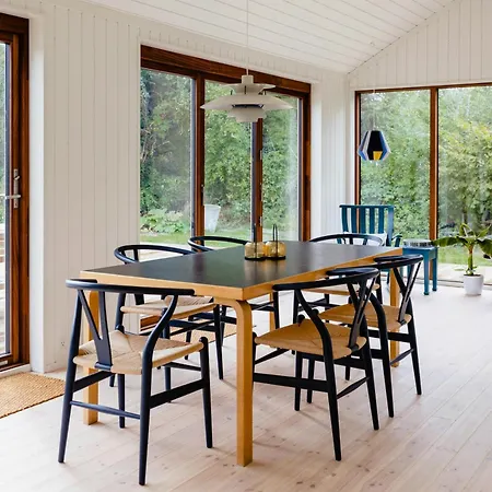 Summer House Within Walking Distance Of The Dom wakacyjny